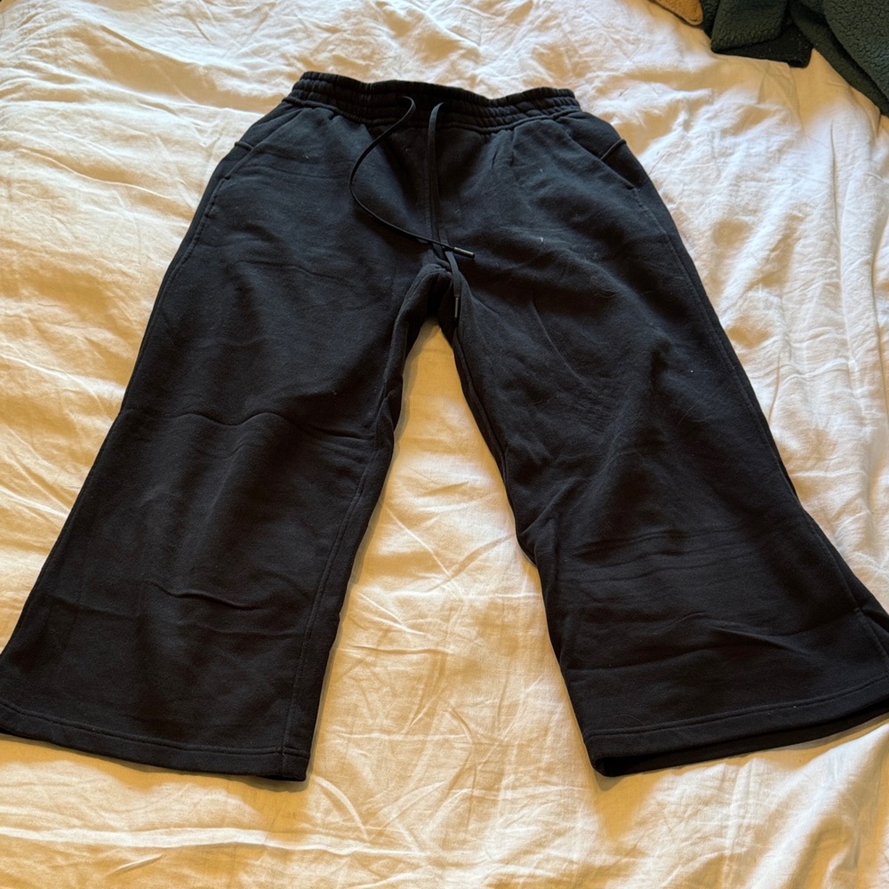 Lululemon Black Wide-Leg Scuba SweatPants